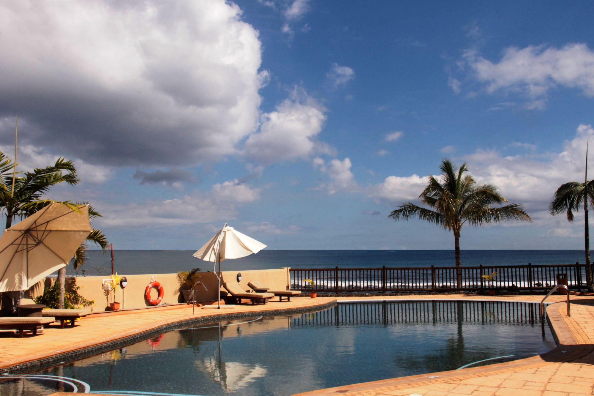 Sunset Reef Resort & Spa Пуант-о-Пиман Экстерьер фото